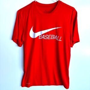 Nike Baseball Tee Size Small